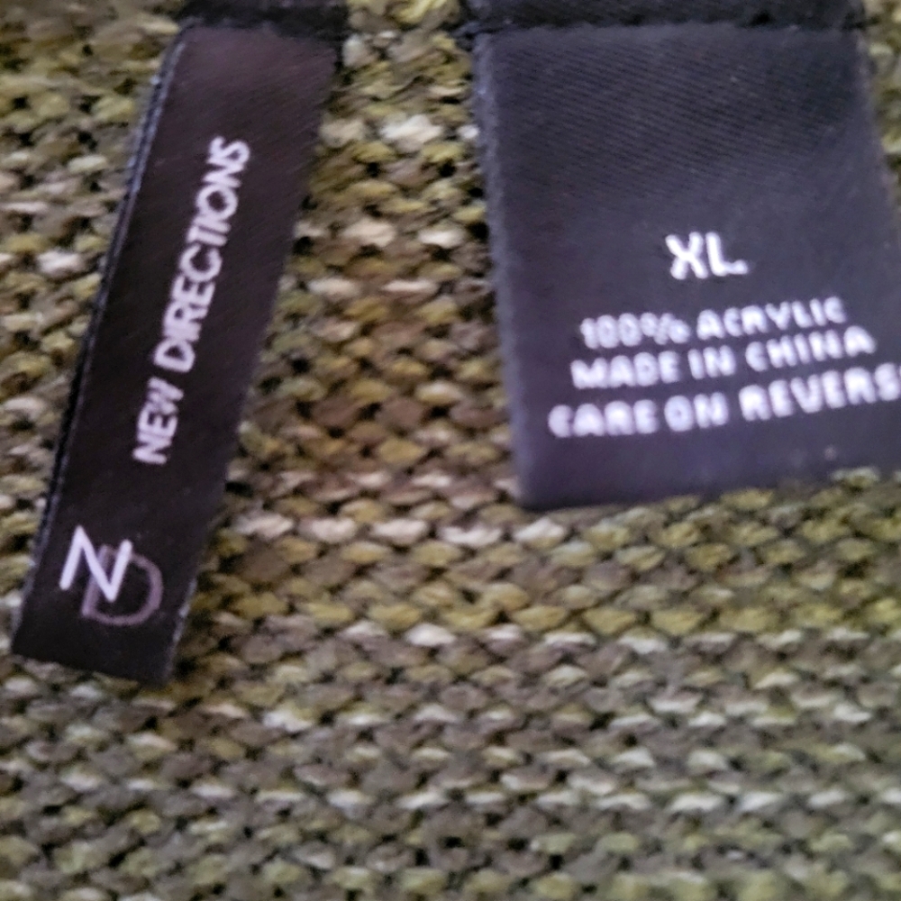 New Direction short sleeve Sweater ( or vest ) - Picture 3 of 5
